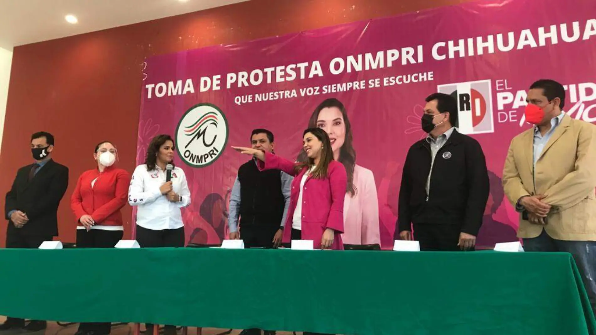 Protesta mónica meléndez w